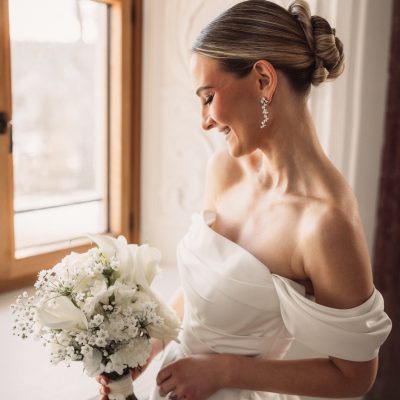 PhotomomentsNicole_Styled-Shoot-Timeless-Cloud-Dancer-Getting-Ready-127_(2)